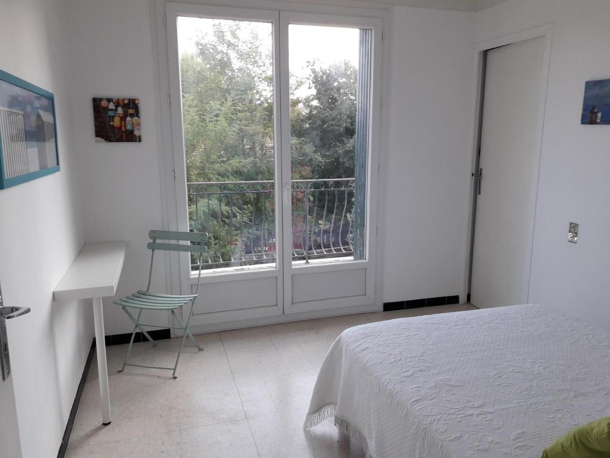 Maison Lumineuse Et Spacieuse Avec Jardin Arbore ลา วาเลตเทอ ดู วาร์ ภายนอก รูปภาพ