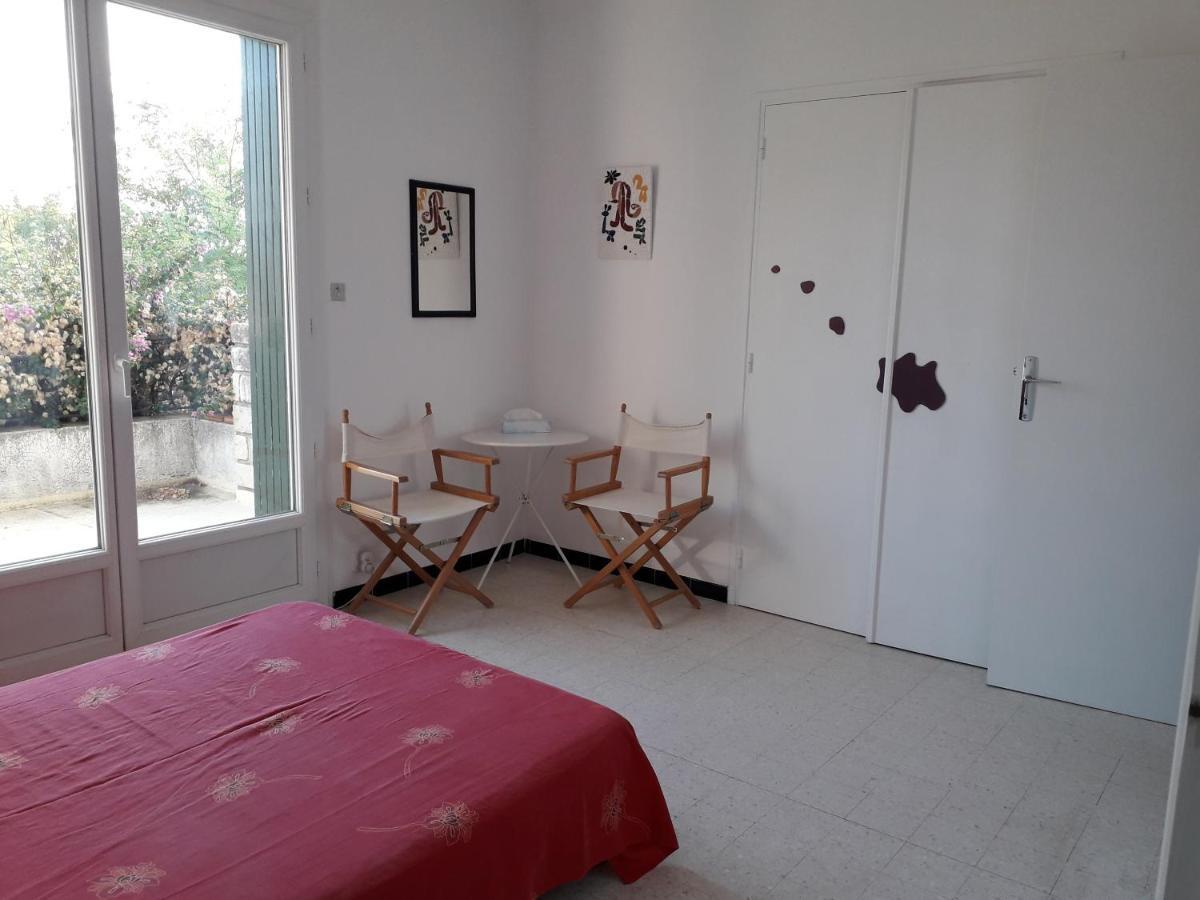 Maison Lumineuse Et Spacieuse Avec Jardin Arbore ลา วาเลตเทอ ดู วาร์ ภายนอก รูปภาพ